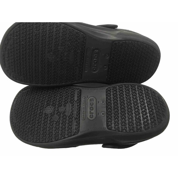 Crocs Shoes Mens Size 8 Classic Clog Sandals Black Waterproof Womens 10 Slip On main image 9